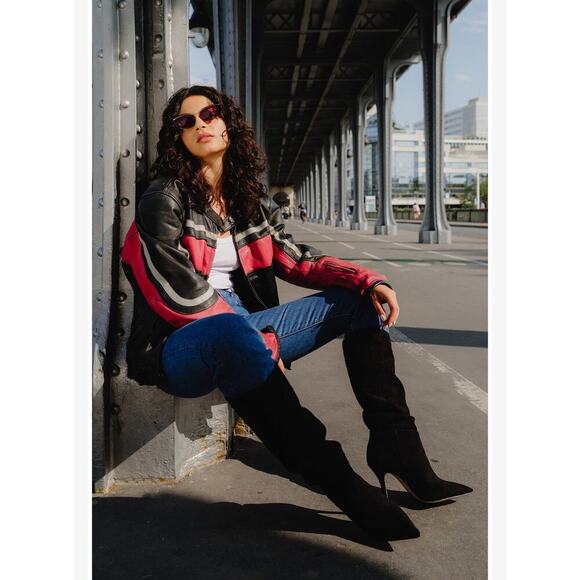 Larroudé Closed Pointed Toe Comfort Kate Boot In Black Suede Leather Size 9 NWOB - Picture 3 of 12